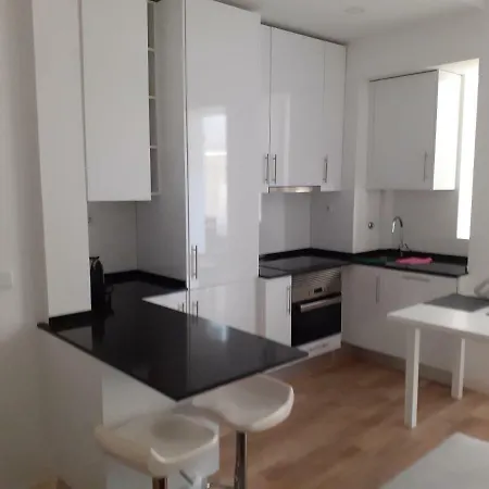 Appartamento Cozy New In Arroios Lisbona