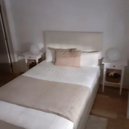 Cozy New In Arroios Appartamento Lisbona