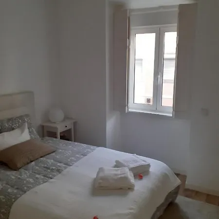 Cozy New In Arroios Appartamento *