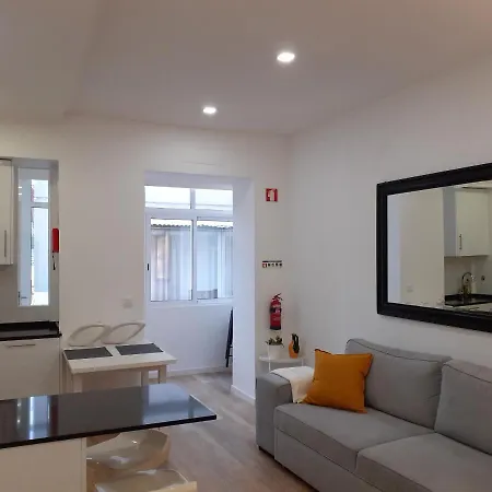 Cozy New In Arroios Appartamento *
