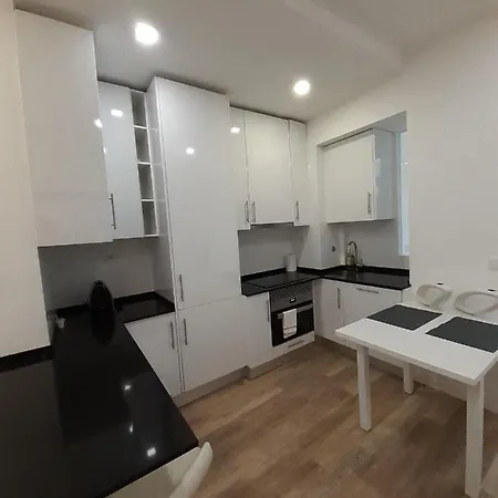 Cozy New In Arroios Apartment Lissabon